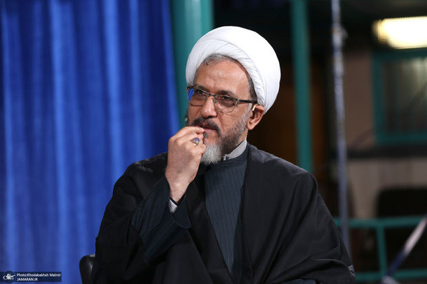 مازنی: باید از منتخب خبرگان ملت حمایت کرد/ اکنون زمان همدلی است/ نقدها و گلایه‌ها و هرگونه اصلاحات اساسی را به بعد از جنگ موکول کنیم