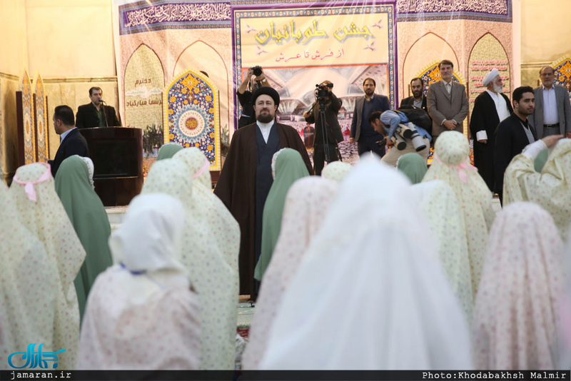 جشن تکلیف دانش آموزان دختر در حرم مطهر امام خمینی(س) 