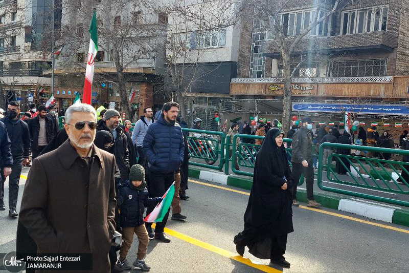 حضور شخصیت ها و مسئولین در راهپیمایی 22 بهمن 