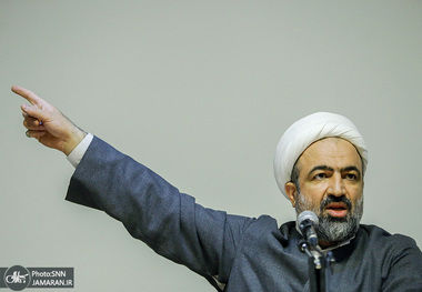 حمایت حمید رسایی از عراقچی در برابر انتقادات به خاطر پاسخش به سوالی در مورد جایگاه رهبری + عکس و فیلم