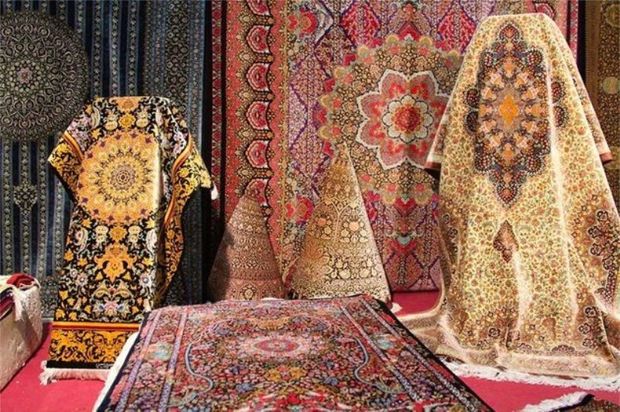 صنعت فرش از مزیت های اصلی کرمان است