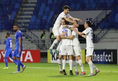 پیروزی پاختاکور مقابل الاهلی در جدال حریفان پرسپولیس
