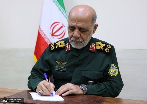 فرمانده قرارگاه مرکزی خاتم: نیروهای مسلح برای تقویت اقتدار و امنیت پایدار آماده هستند/ امروز جمهوری اسلامی ایران در معرض پیچیده‌ترین جنگ‌های ترکیبی، شناختی، اقتصادی و رسانه‌ای دشمنان قرار دارد