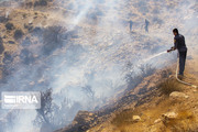آتش سوزی گسترده در اراضی ملی طارم سفلی قزوین