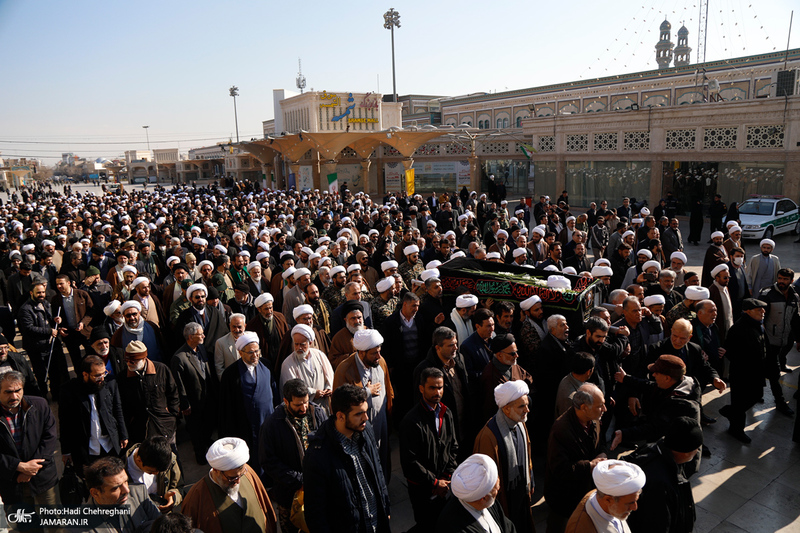 تشییع پیکر آیت الله نمازی در قم
