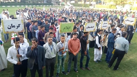 حضور کاروان دانش آموزان عشایر استان ایلام در اردوی زیارتی مشهد مقدس