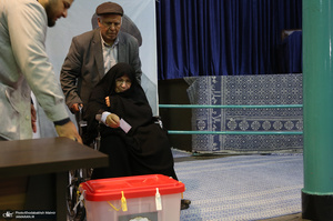مرحله دوم انتخابات ریاست جمهوری چهاردهم در حسینیه جماران - 3
