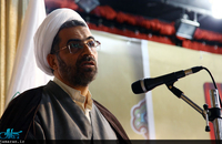 مجموعه کتاب پنج جلدی «اصفهان در انقلاب» رونمایی شد 