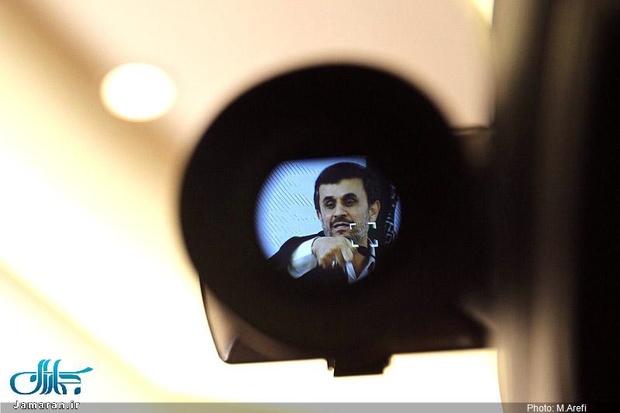 وعده های جدید احمدی نژاد: سکوت نخواهم کرد؛ کوبنده و پی در پی پاسخ خواهم داد/ سفرهای نوروزی را پس از نوروز ادامه می دهم