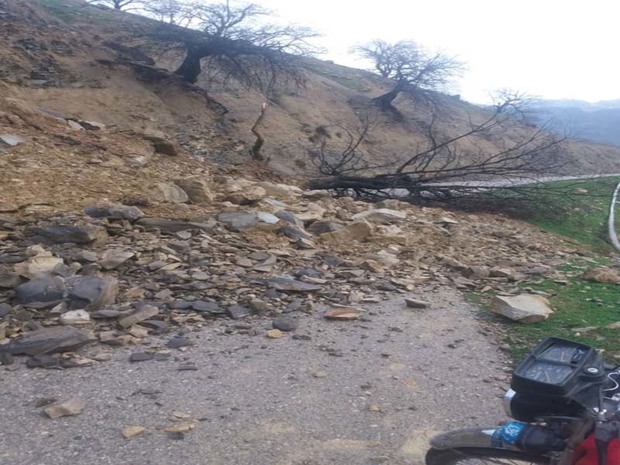 جاده دسترسی 30 روستای اندیکا مسدود شد