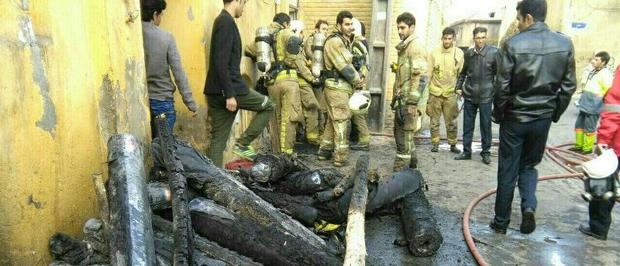 آتش سوزی در انبار کیف و پارچه در تهران مهار شد