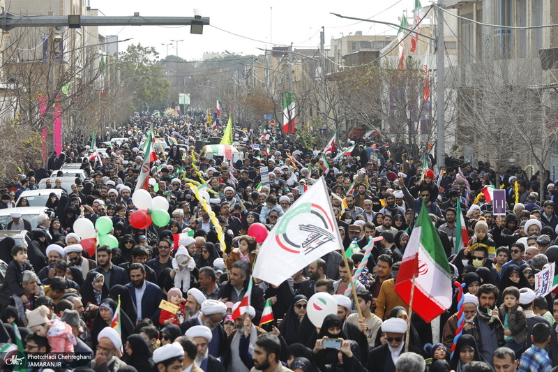 راهپیمایی باشکوه 22 بهمن در قم - 2