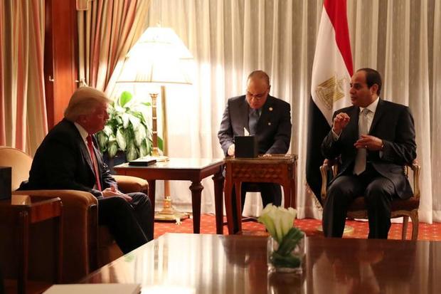 فرش قرمز ترامپ برای دیکتاتور مصر

