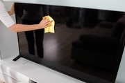 بهترین روش تمیز کردن صفحه نمایش تلویزیون LED  و LCD/ انواع تلویزیون های لامپ تصویردار و ریموت کنترل