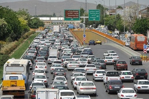 انتقاد رییس پلیس راهنمایی و رانندگی ناجا از راهبرد شهرداری تهران برای کاهش ترافیک