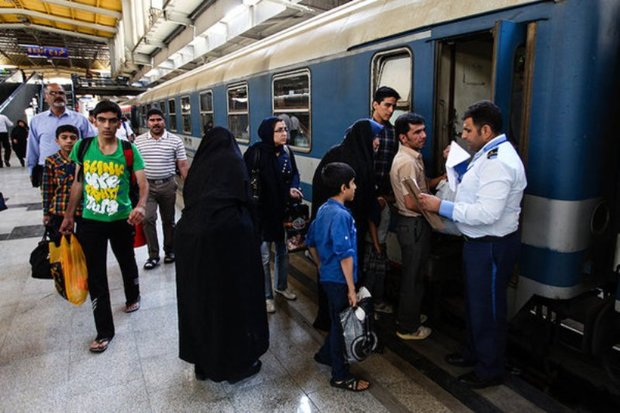 698 هزار و 170 مسافر از طریق راه آهن آذربایجان جابجا شدند