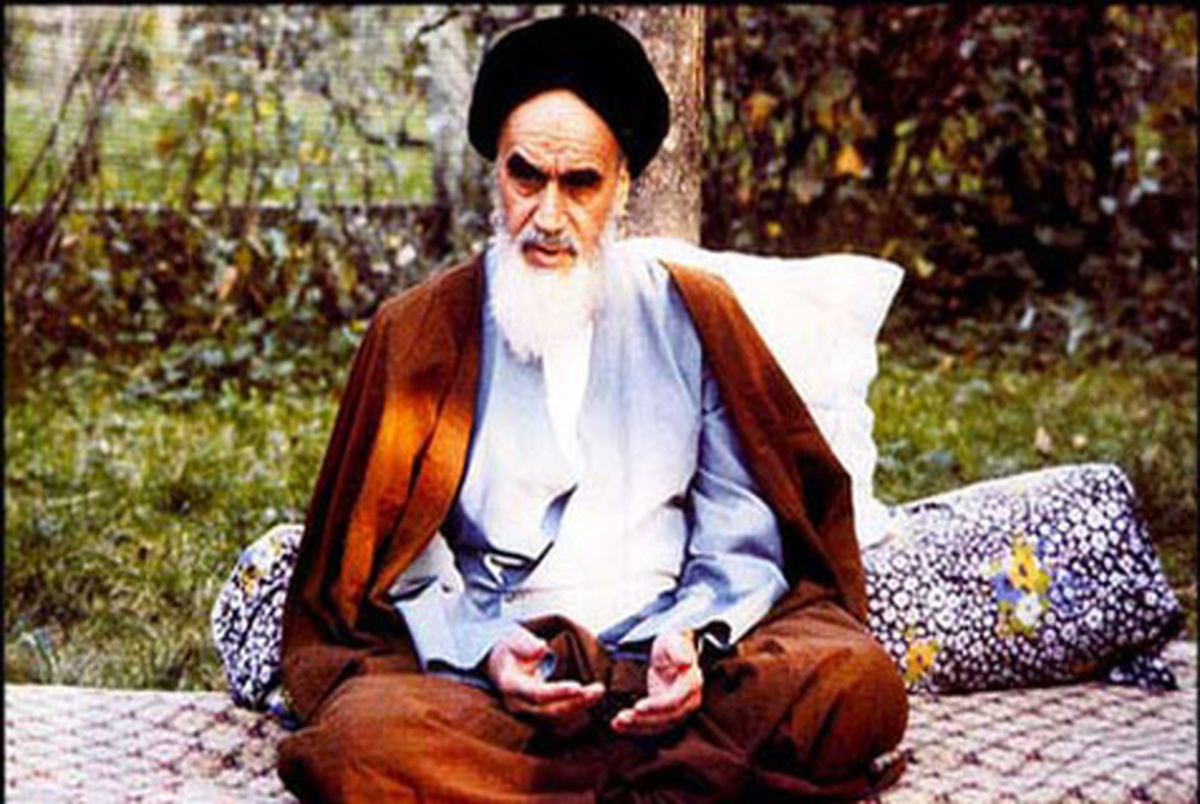 امام خمینی: حزب بازی را کنار بگذارید و حافظ وحدت کلمه باشید