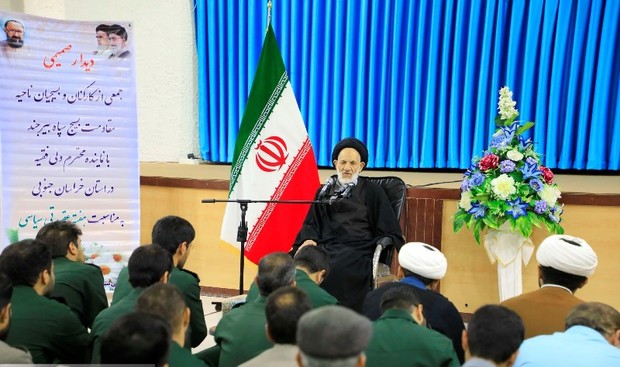 نماینده ولی فقیه: سپاه نیروی فرهنگی و ارزشی است