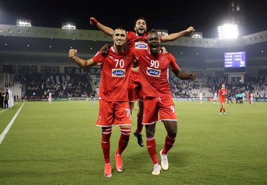 پرسپولیس، استقلال و ذو‌ب‌آهن به ترتیب 7 ، 2 و 10 پله صعود کردند