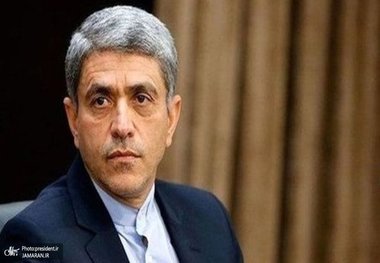 طیب‌نیا: صیانت از عزت و امنیت ملت ایران، جز با وحدت کلمه، ارتقاء روحیه ایثار و جهاد و تقویت بازدارندگی دفاعی ممکن نخواهد بود/ همه اقشار و جریان‌های فکری در صحنه حمایت از تصمیمات راهبردی نظام حضور دارند