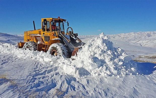 کولاک برف راه منطقه مرزی گلیل شیروان را بست