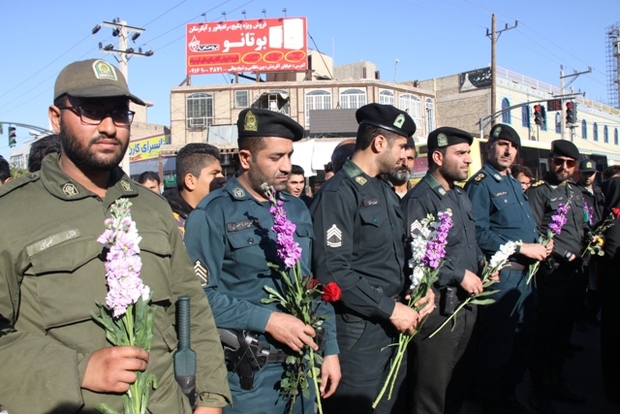 تجلیل مردم دزفول از عملکرد نیروی انتظامی