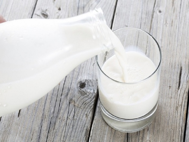 سالانه 100 هزار تن شیر مازاد در خراسان رضوی تولید می شود