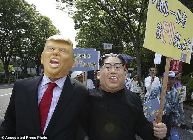 عکس/ «ترامپ و اون» در ژاپن