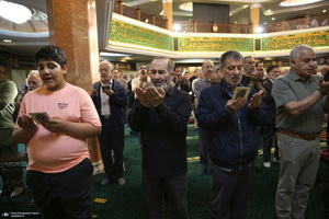 اقامه نماز عید سعید فطر در حسینیه شماره 2 جماران