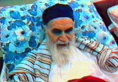 موضوعی که امام بر روی تخت بیماری از انجامش اظهار رضایت می‌کرد چه بود؟