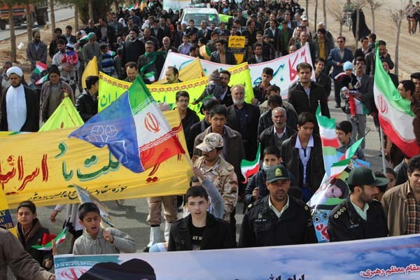 راهپیمایی یوم الله 22 بهمن در ندوشن برگزار شد