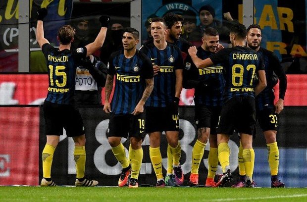  اینتر مقابل جنوا شکست خورد
