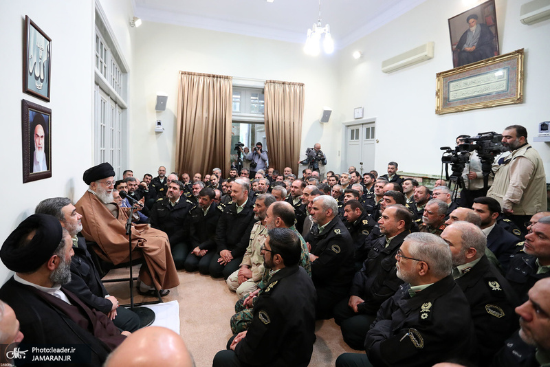 دیدار جمعی از فرماندهان و مسئولان نیروی انتظامی با رهبر معظم انقلاب