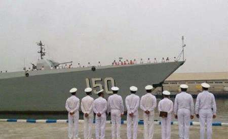 ناوگروه نیروی دریایی چین پنجشنبه در بندرعباس پهلو می گیرد