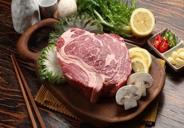  پایش بخش حقیقی اقتصاد ایران در آبان‌ماه: تولید و فروش صنعت نسبت به سال قبل رشد کرد، اما قیمت‌ها ۴۷ درصد افزایش یافت/ تولید مواد غذایی کاهش یافت