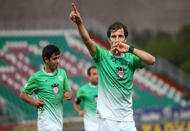 حدادی فر به تمرینات ذوب آهن بازگشت