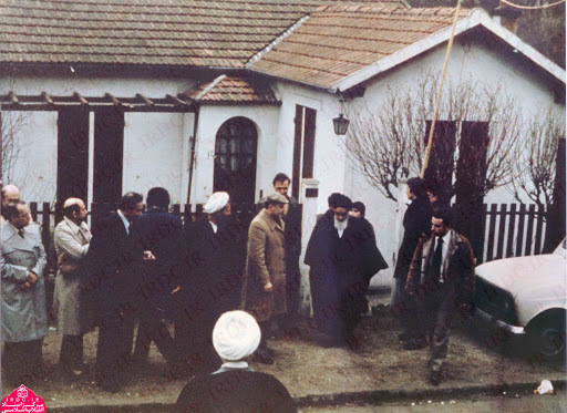 We have no other option except to remove the corrupt Shah regime: Imam Khomeini
