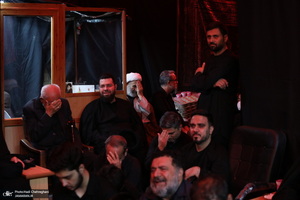 مراسم عزاداری روز عاشورا در بیوت مراجع و علماء‎