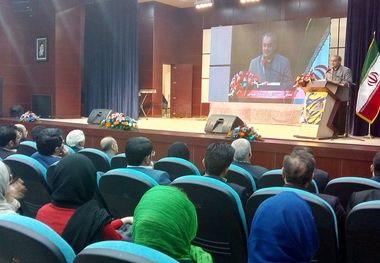 پیشینه ‌های تاریخی درک و روح جمعی مشترک ایجاد می‌ کند