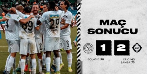 برتری آلتای مقابل ریزه اسپور با حضور محمد نادری
