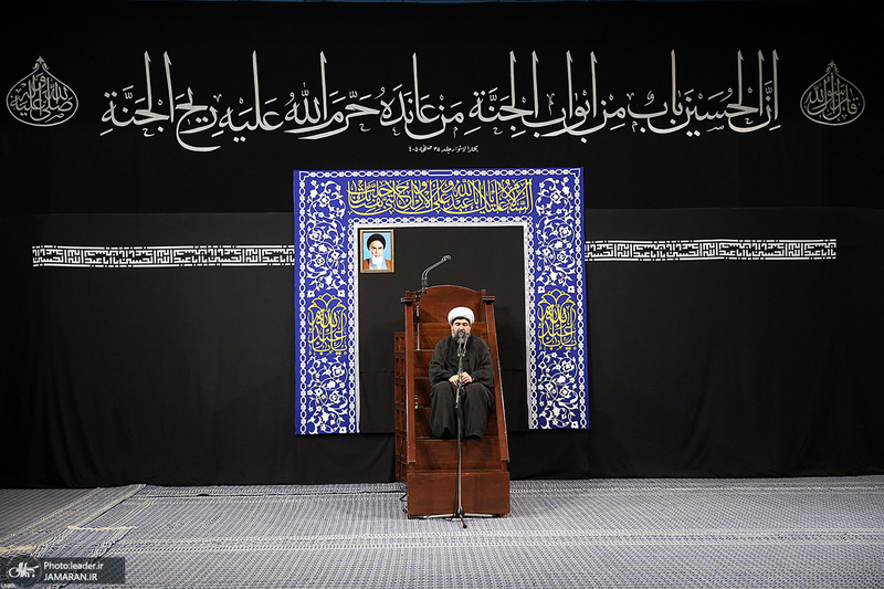اولین شب مراسم عزاداری حضرت اباعبدالله الحسین (ع) در حسینیه امام خمینی