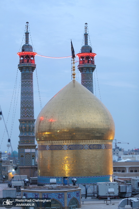 مراسم تعویض پرچم حرم مطهر حضرت معصومه(س)