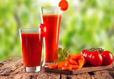 
مایعات را این گونه بنوشید، پوستتان پیر می شود!