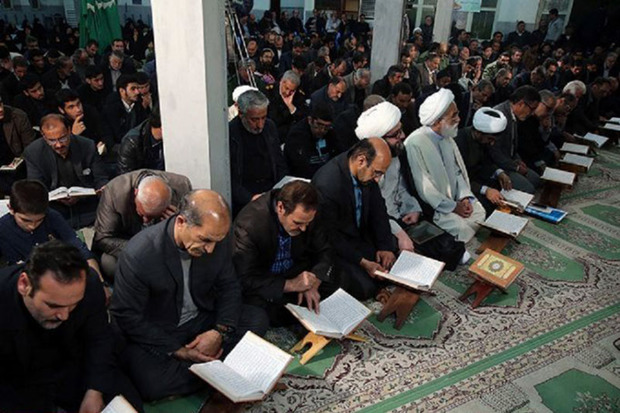 محفل انس با قرآن در قشم برگزار شد