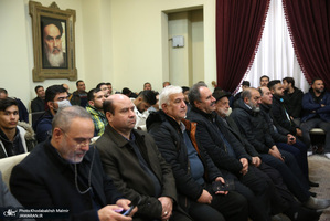دیدار  رئیس و جمعی از اعضای اتاق اصناف تهران‌ با سید حسن خمینی
