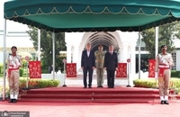 شهباز شریف به استقبال پزشکیان رفت (3)