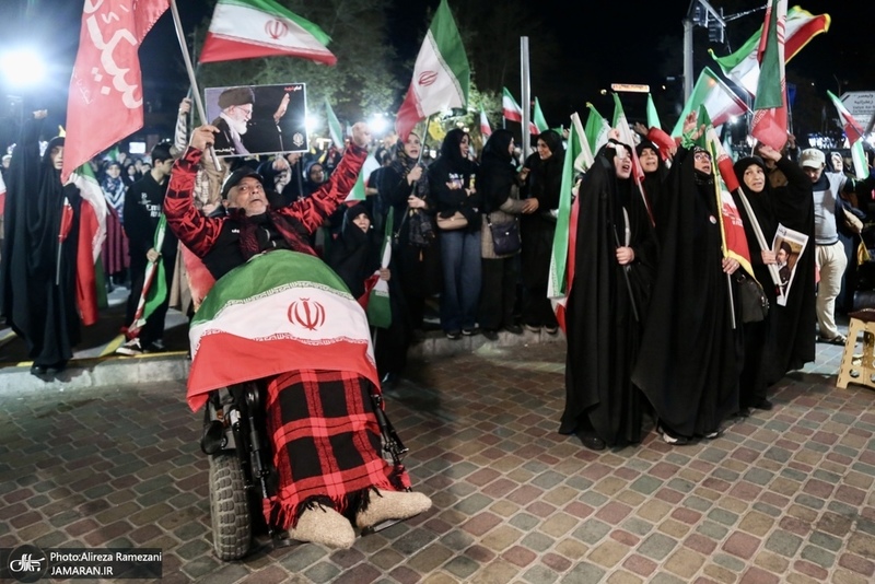 چهل و سومین شب اجتماع پرشور مردم در میدان تجریش