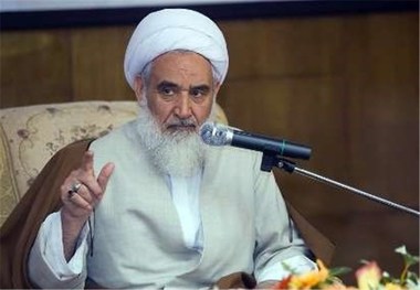 ائمه جمعه کرمانشاه با شناسایی استعدادها به تحقق اقتصاد مقاومتی کمک کنند