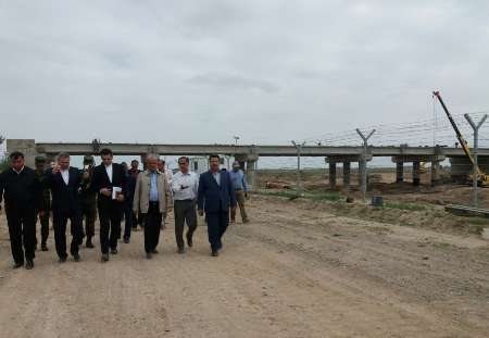 فرماندار: ساخت پل جدید پایانه مرزی سرخس بیش از90 درصد پیشرفت دارد