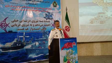 فرمانده نیروی دریایی ارتش:ایران توان مقابله با هر تهدیدی در آبهای آزاد جهان را دارد